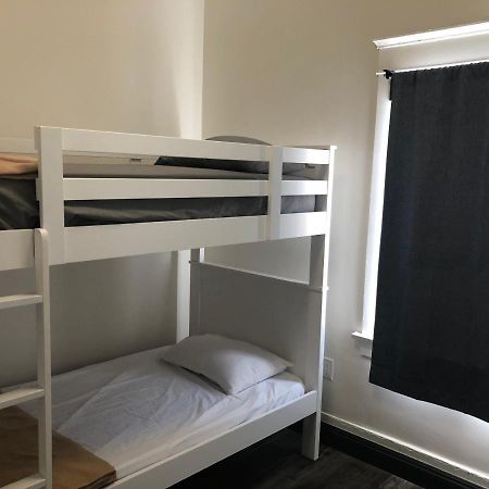The Wilshire Metro Hostel Los Angeles Ngoại thất bức ảnh