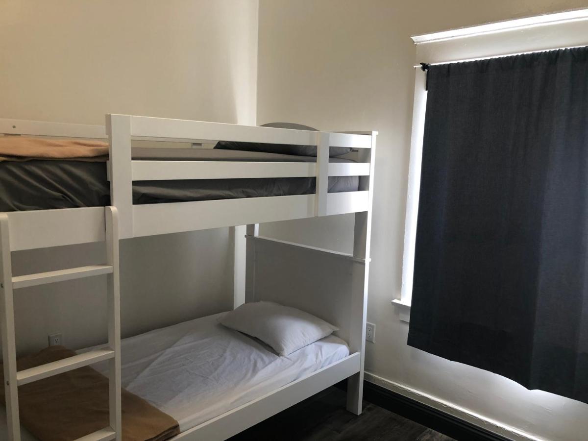 The Wilshire Metro Hostel Los Angeles Ngoại thất bức ảnh